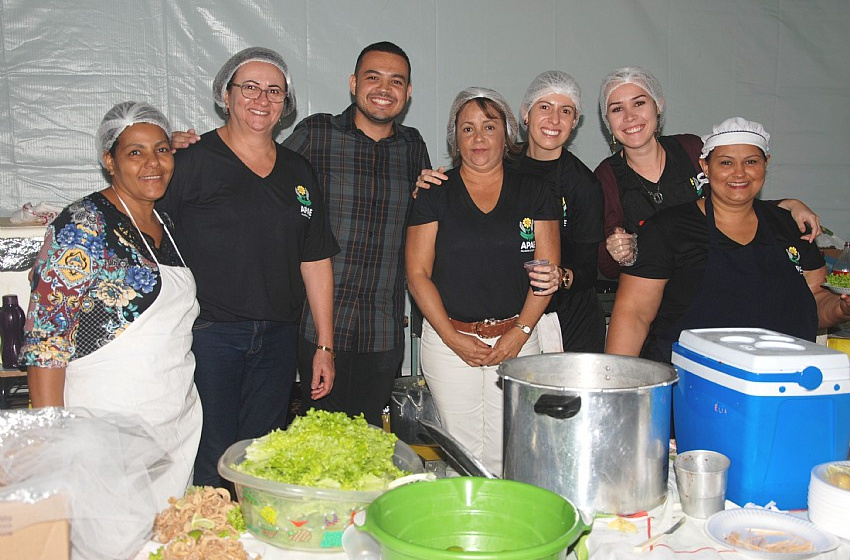 TUIM ALIMENTOS em parceria com a APAE na Festa da Uva